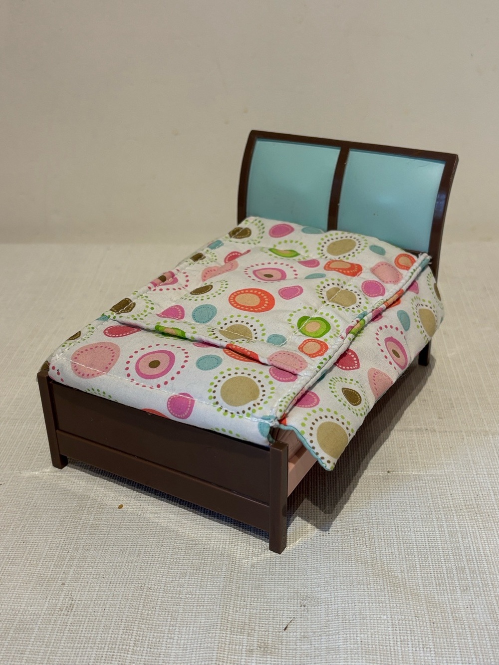 2007 Fisher Price Loving Family Double Bed